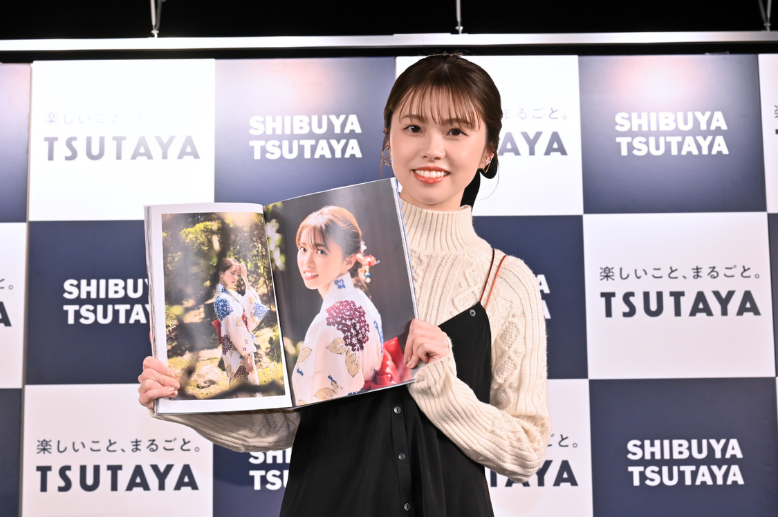 HKT48 地頭江音々＜1st写真集『彼女の名前』発売記念イベント＞SHIBUYA TSUTAYA（2023年2月5日／(C)GENKOSHA Co.,Ltd. 2023）