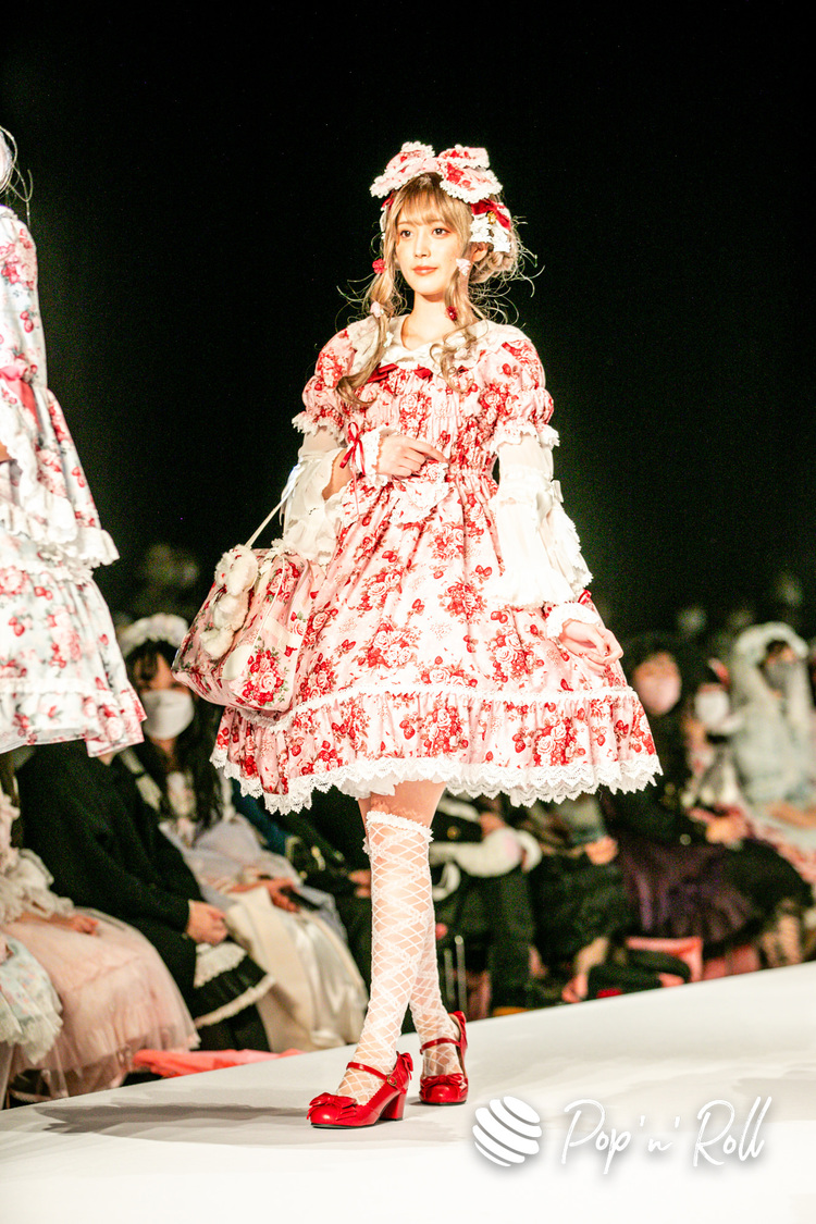 益田珠希（マジカル・パンチライン）＜BABY,THE STARS SHINE BRIGHT／ALICE and the PIRATES 2023 S/S BRAND-NEW FASHION SHOW＞渋谷ヒカリエホール（2023年2月5日）