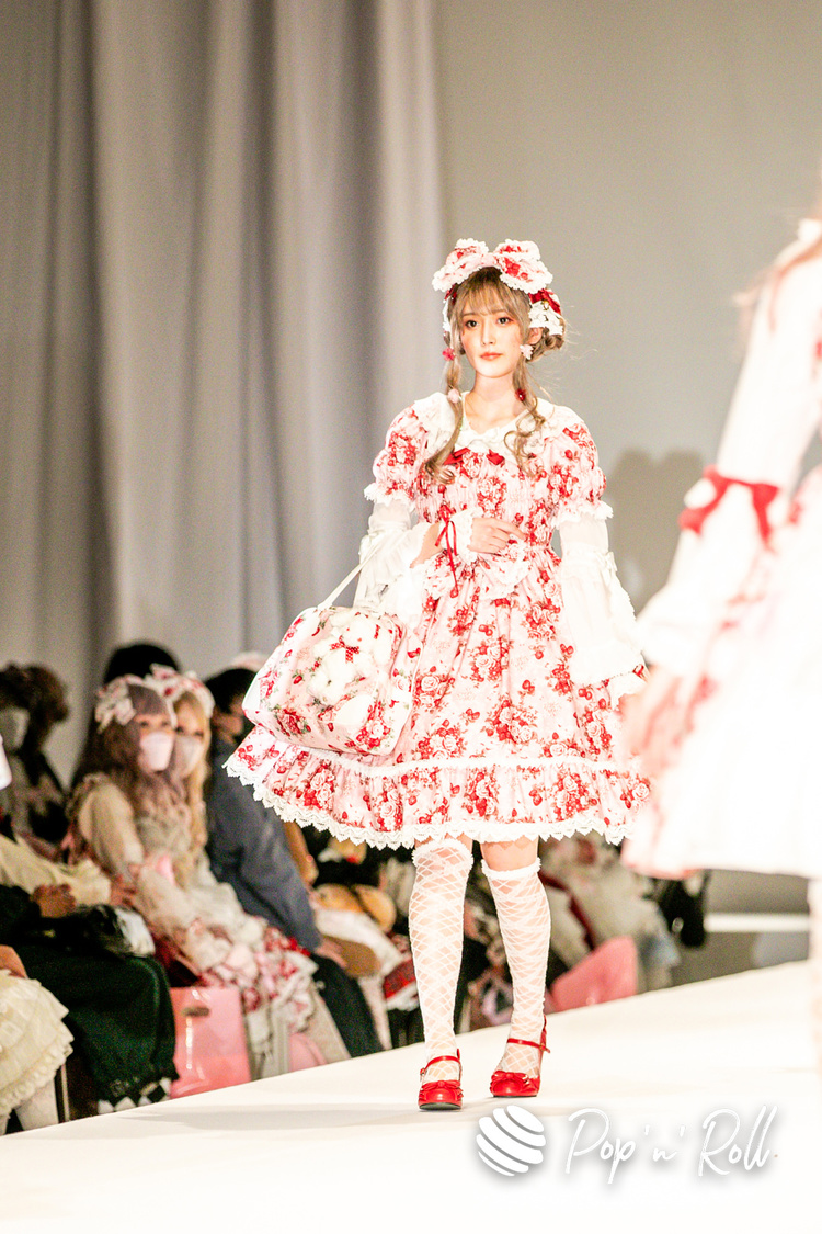 益田珠希（マジカル・パンチライン）＜BABY,THE STARS SHINE BRIGHT／ALICE and the PIRATES 2023 S/S BRAND-NEW FASHION SHOW＞渋谷ヒカリエホール（2023年2月5日）