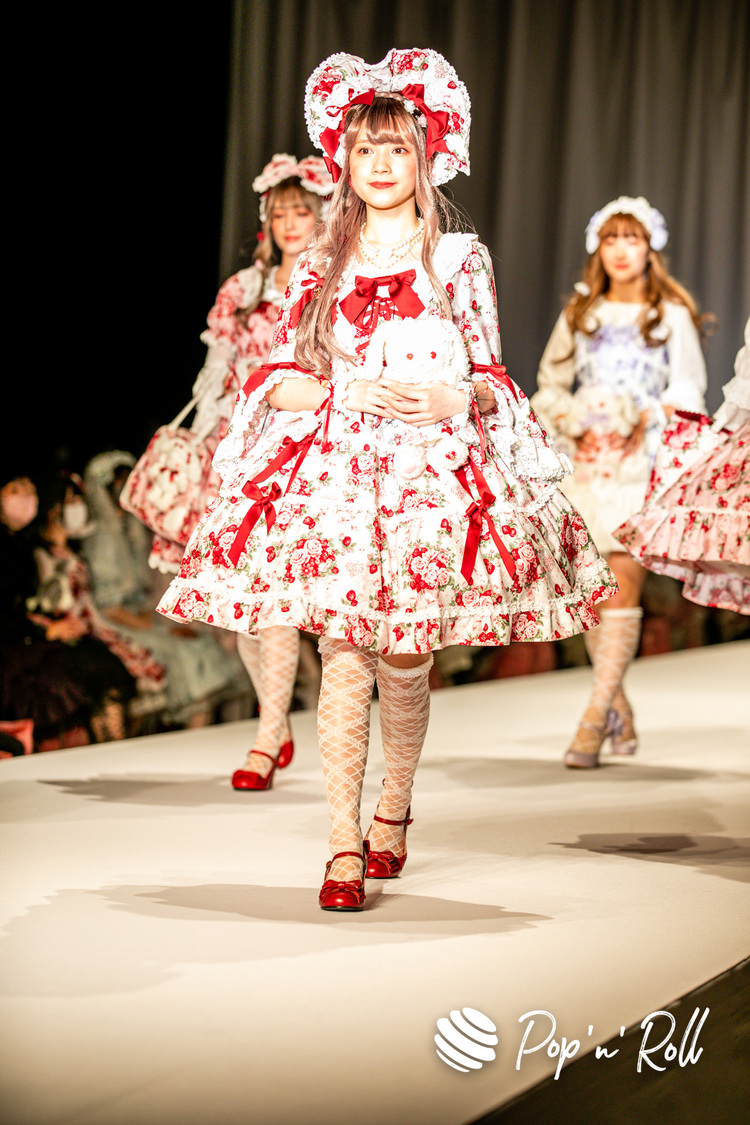 吉澤悠華（マジカル・パンチライン）＜BABY,THE STARS SHINE BRIGHT／ALICE and the PIRATES 2023 S/S BRAND-NEW FASHION SHOW＞渋谷ヒカリエホール（2023年2月5日）