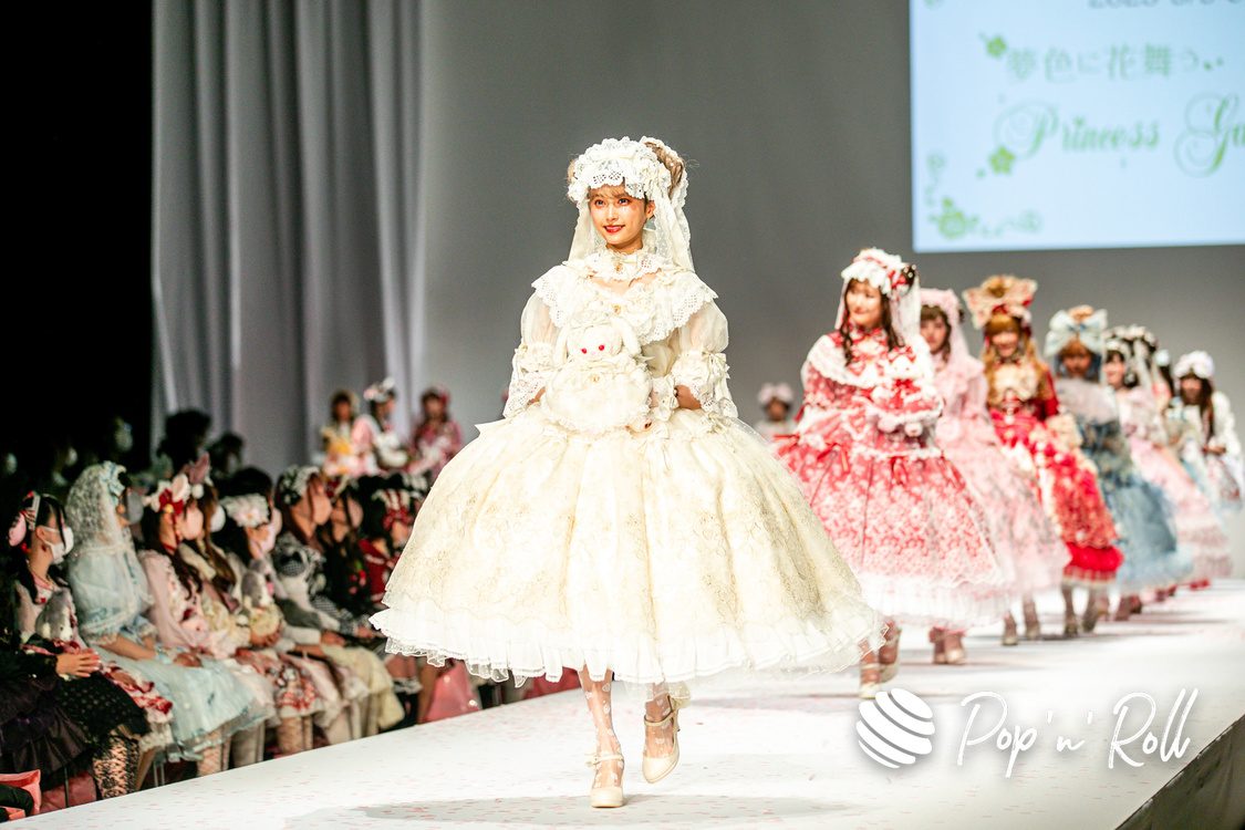 小山璃奈＜BABY,THE STARS SHINE BRIGHT／ALICE and the PIRATES 2023 S/S BRAND-NEW FASHION SHOW＞渋谷ヒカリエホール（2023年2月5日）