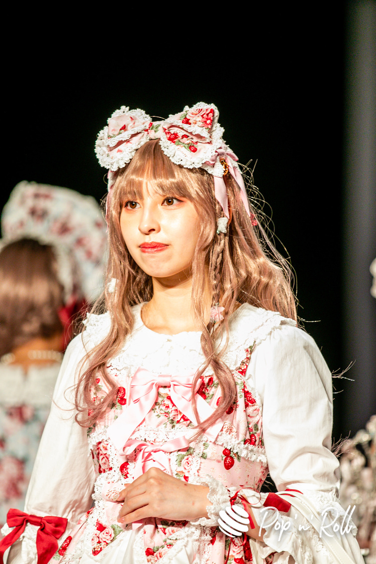 沖口優奈（マジカル・パンチライン）＜BABY,THE STARS SHINE BRIGHT／ALICE and the PIRATES 2023 S/S BRAND-NEW FASHION SHOW＞渋谷ヒカリエホール（2023年2月5日）