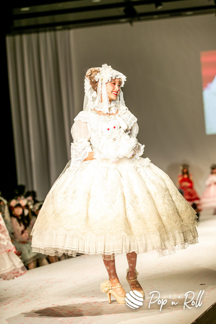小山璃奈＜BABY,THE STARS SHINE BRIGHT／ALICE and the PIRATES 2023 S/S BRAND-NEW FASHION SHOW＞渋谷ヒカリエホール（2023年2月5日）