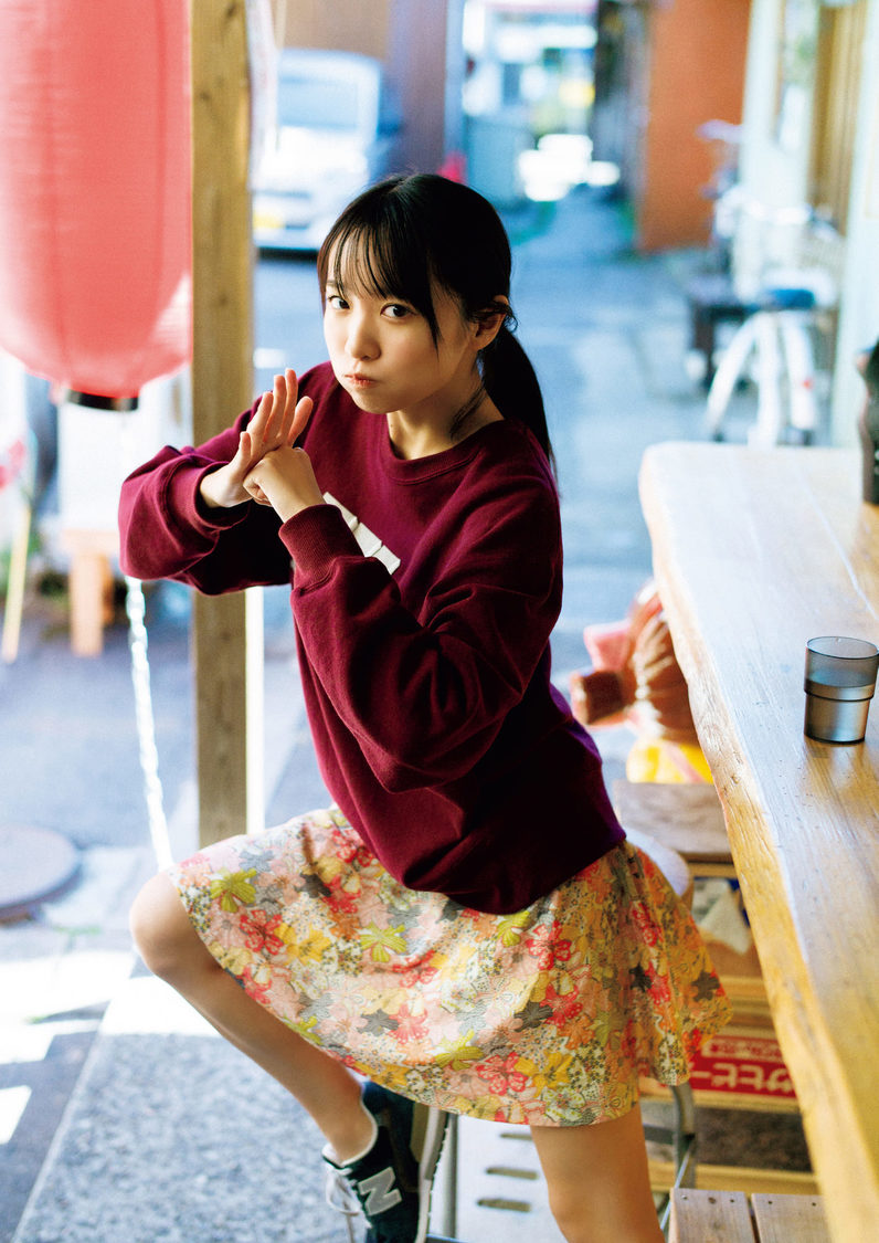 『椿野ゆうこ 1st写真集 椿の色』より