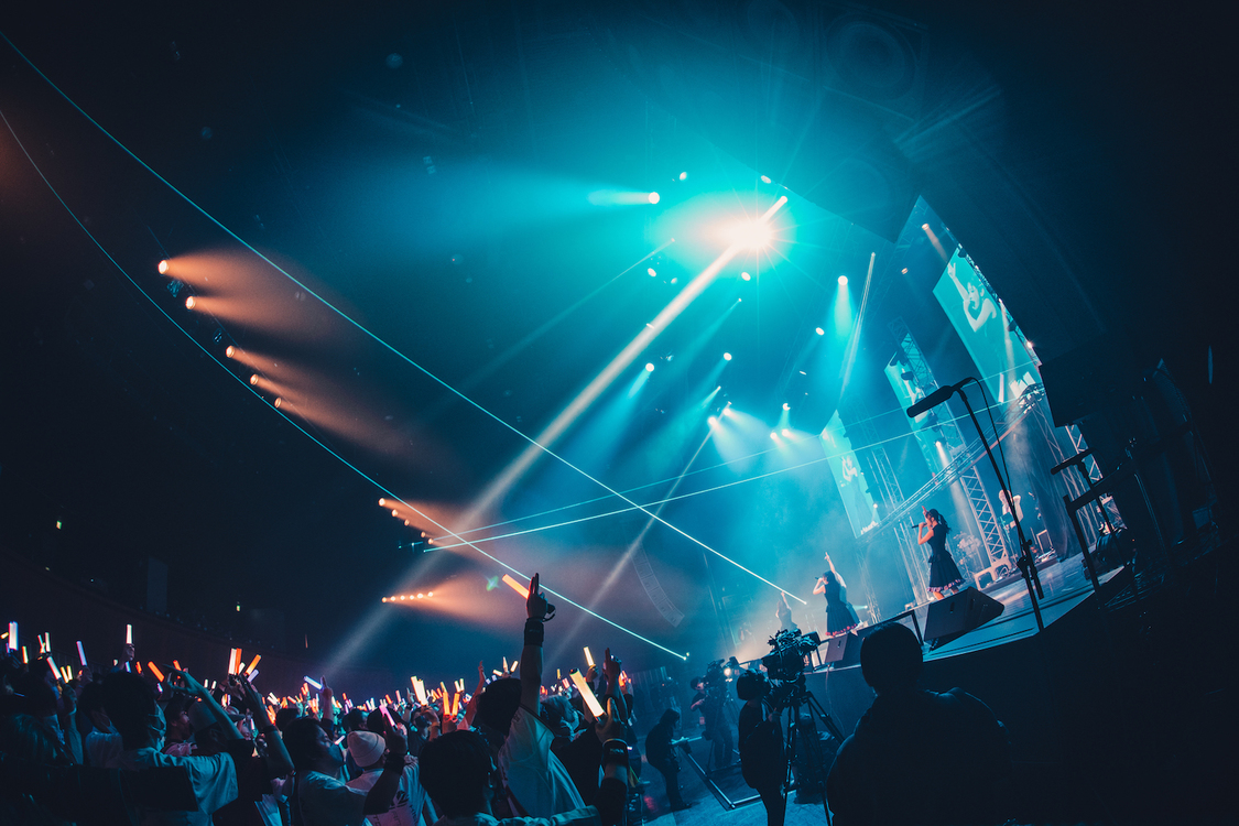 #2i2（©️真島洸／#ニーニ）