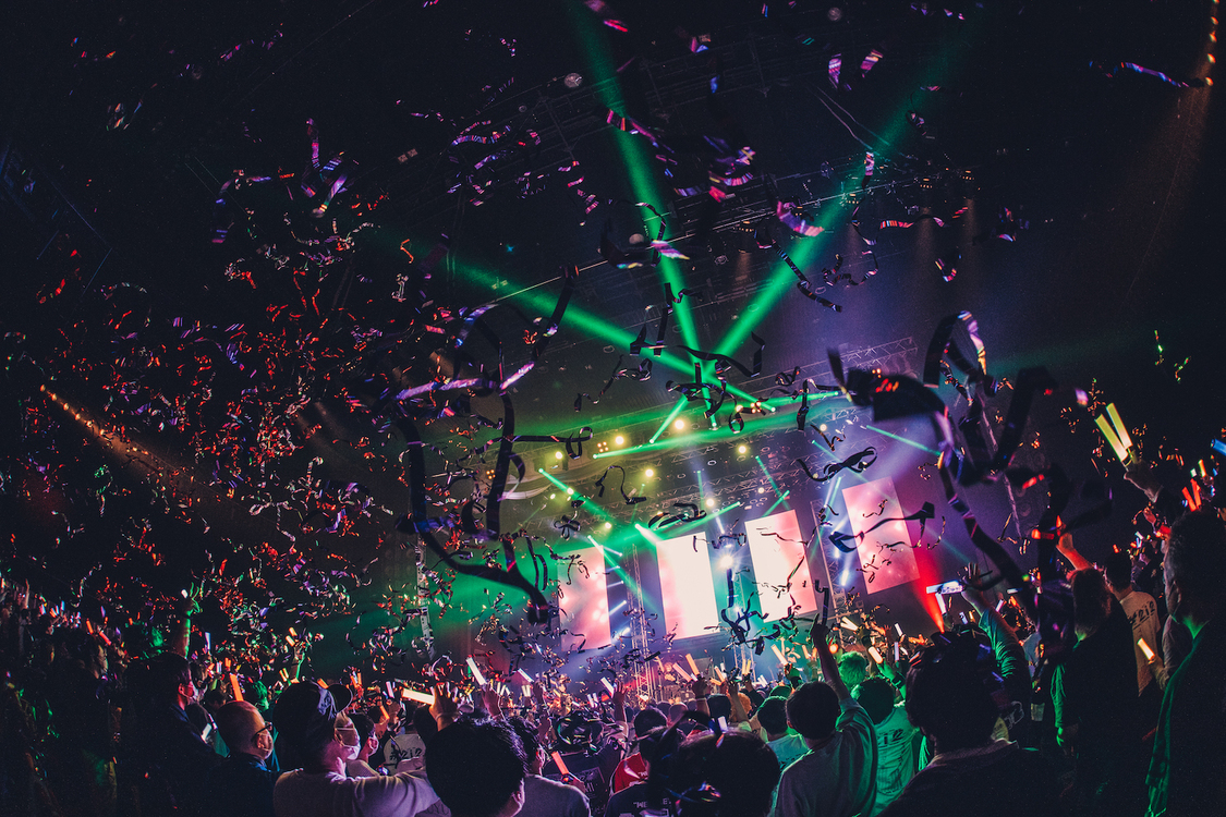 #2i2（©️真島洸／#ニーニ）