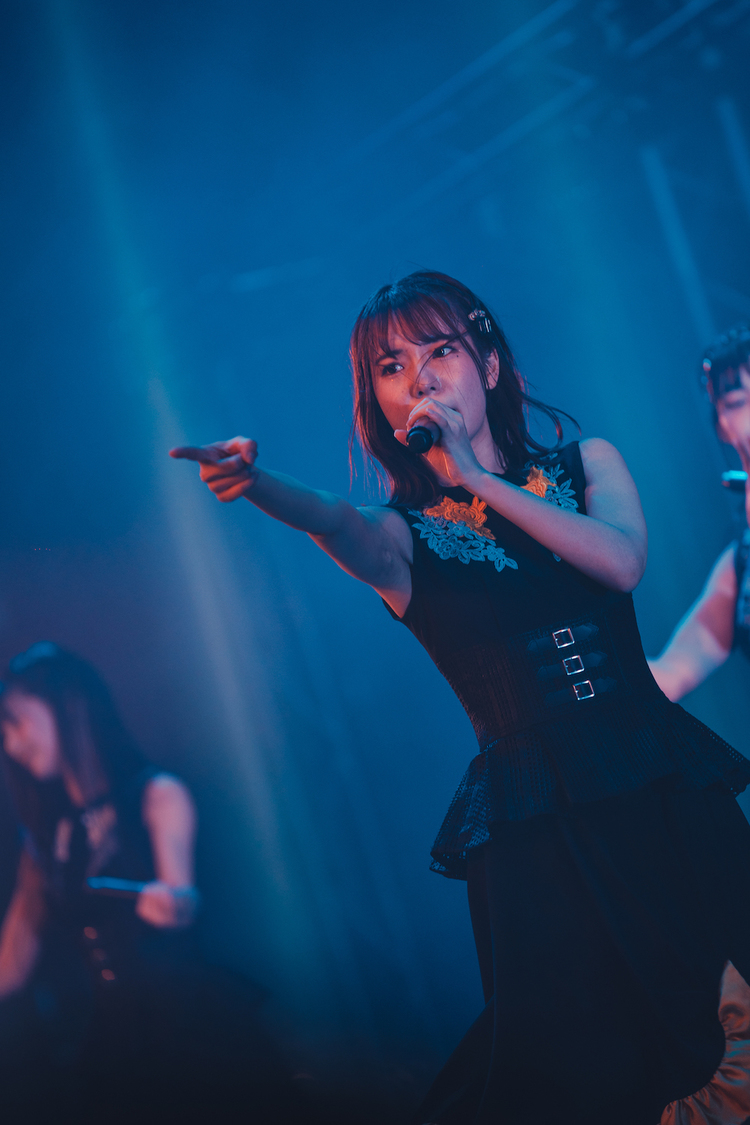 #2i2（©️真島洸／#ニーニ）