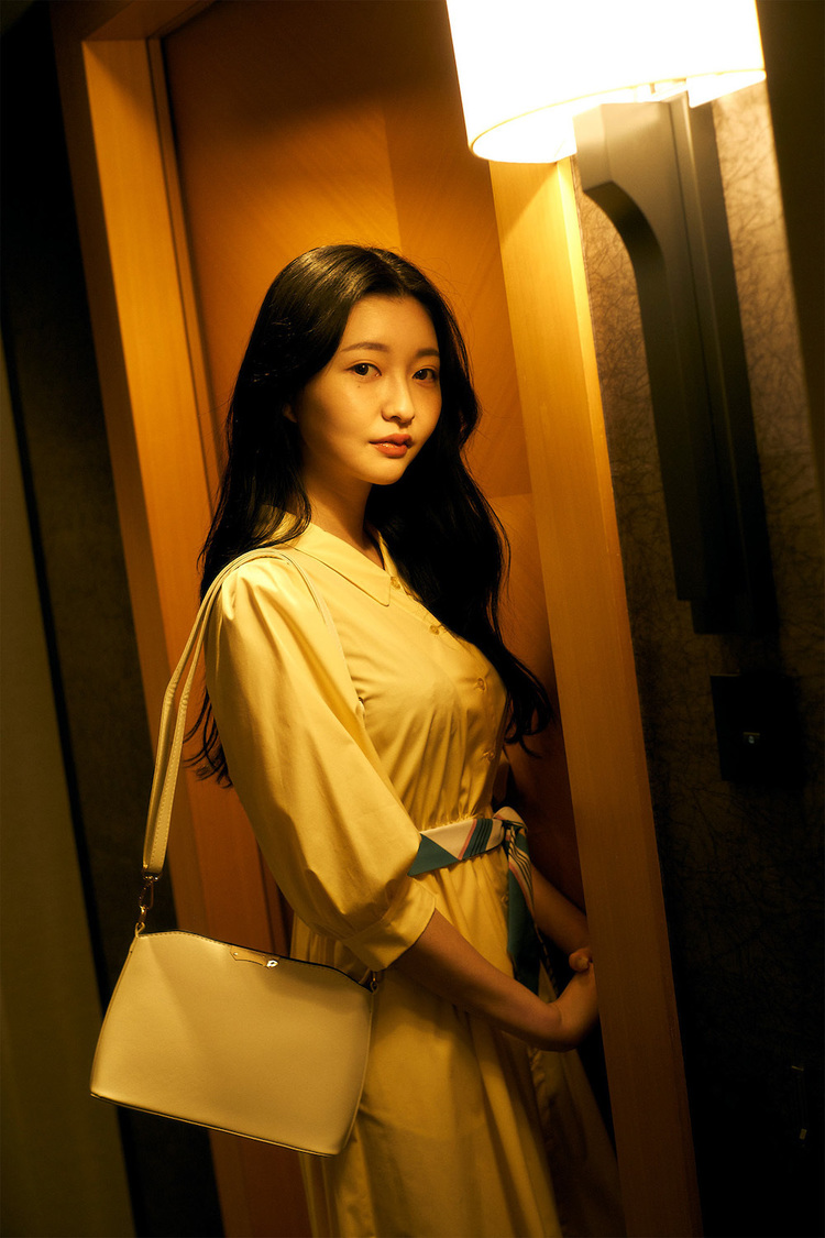 『SPA!デジタル写真集　橋本萌花「おしてください」』 収録カット