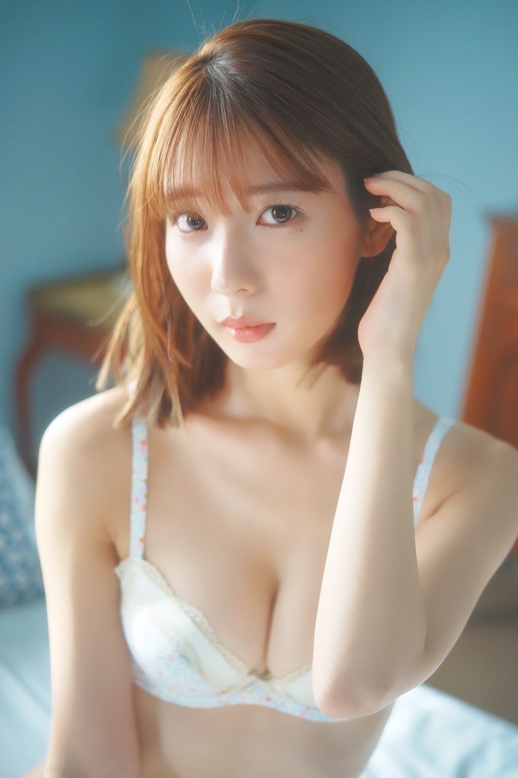 奥ゆい（©️岡本武志／集英社）