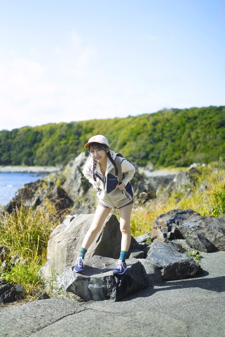 十味（#2i2）『週刊ヤングジャンプ』アザーカット（撮影：藤本和典／スタイリスト：工藤沙恵（ミタケイショウ））