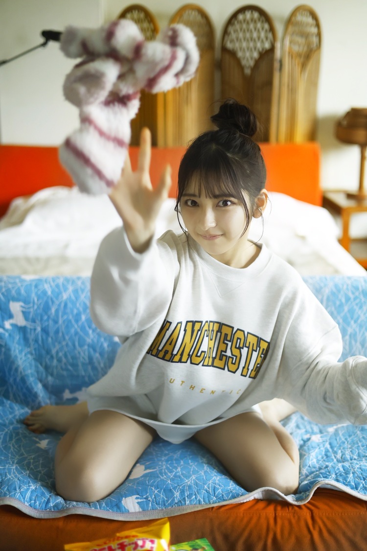 十味（#2i2）『週刊ヤングジャンプ』アザーカット（撮影：藤本和典／スタイリスト：工藤沙恵（ミタケイショウ））