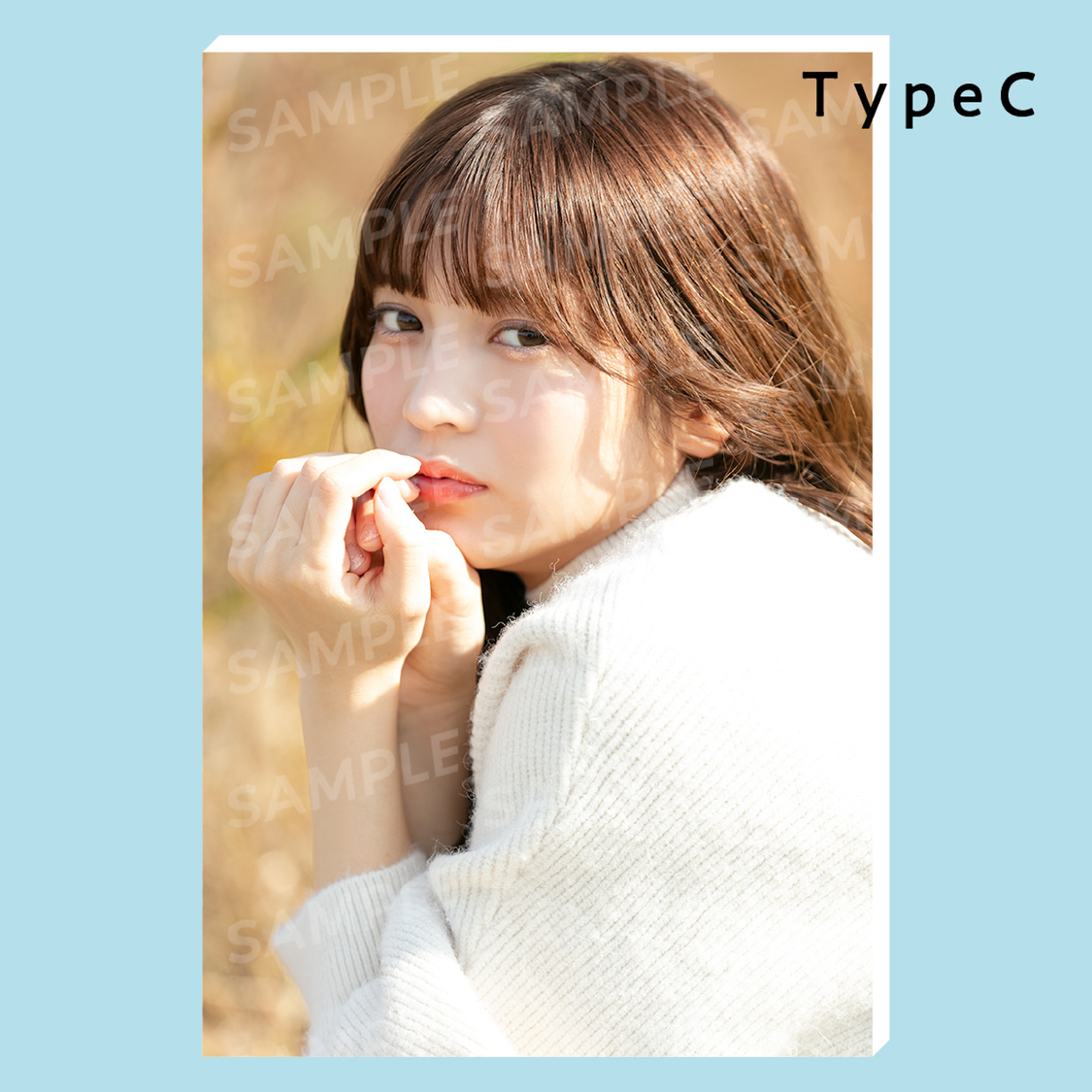 『黒嵜菜々子（Peel the Apple）A3パネル』Type C