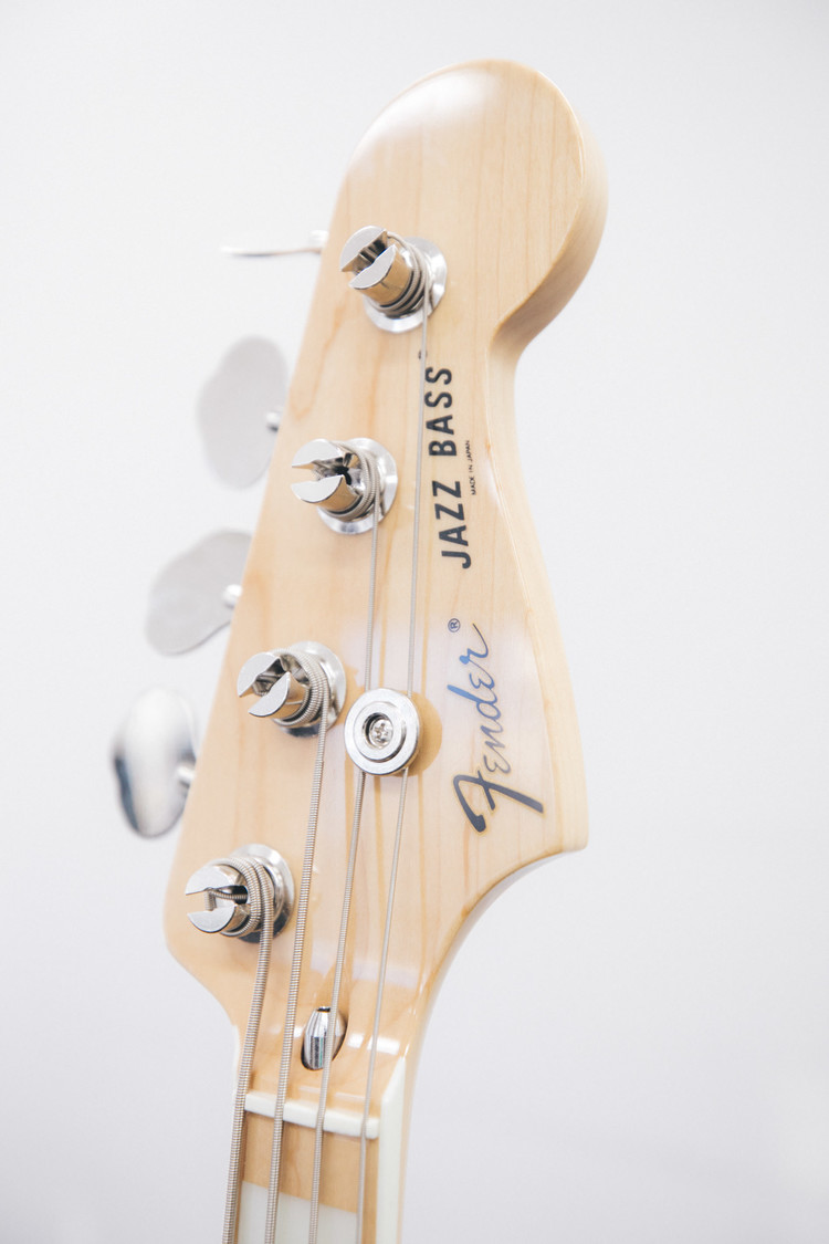  一ノ瀬みか（神宿）所有のFenderのジャズベース