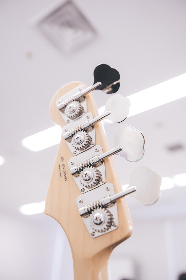  一ノ瀬みか（神宿）所有のFenderのジャズベース