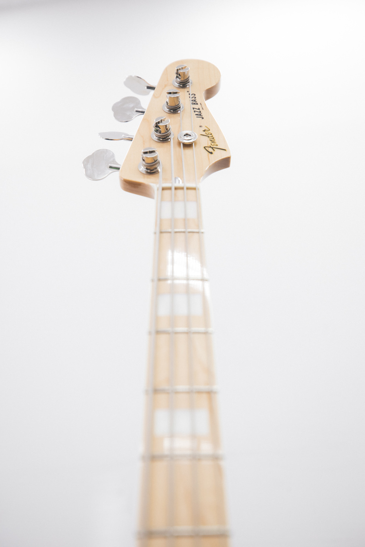  一ノ瀬みか（神宿）所有のFenderのジャズベース