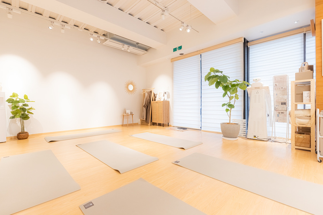 陽当たりがよく、開放感と温かみのあるスタジオ。