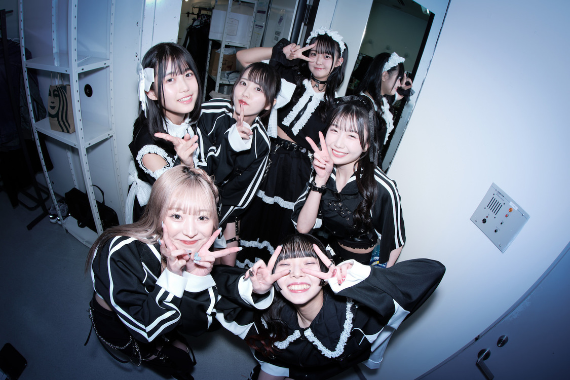 ＜月に足跡を残した6人の少女達は一体何を見たのか... 2周年記念生バンドライブ 〜Selenéde〜＞新宿ReNY（2023年3月4日）