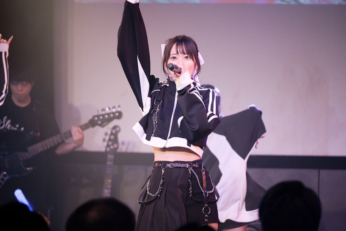 夏目一花＜月に足跡を残した6人の少女達は一体何を見たのか... 2周年記念生バンドライブ 〜Selenéde〜＞新宿ReNY（2023年3月4日）