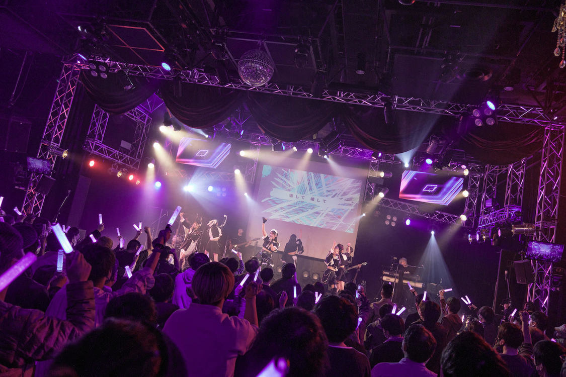 ＜月に足跡を残した6人の少女達は一体何を見たのか... 2周年記念生バンドライブ 〜Selenéde〜＞新宿ReNY（2023年3月4日）