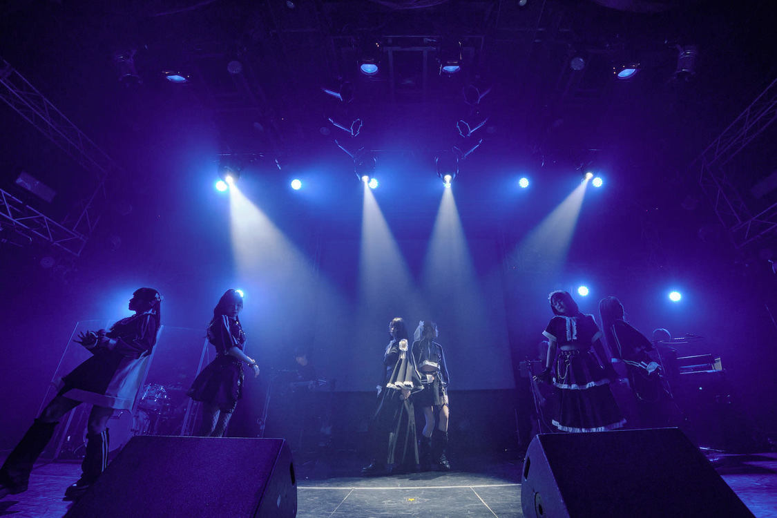 ＜月に足跡を残した6人の少女達は一体何を見たのか... 2周年記念生バンドライブ 〜Selenéde〜＞新宿ReNY（2023年3月4日）