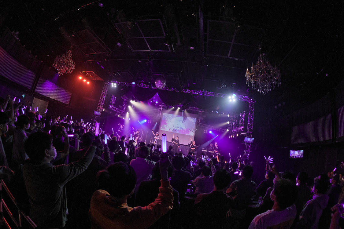 ＜月に足跡を残した6人の少女達は一体何を見たのか... 2周年記念生バンドライブ 〜Selenéde〜＞新宿ReNY（2023年3月4日）