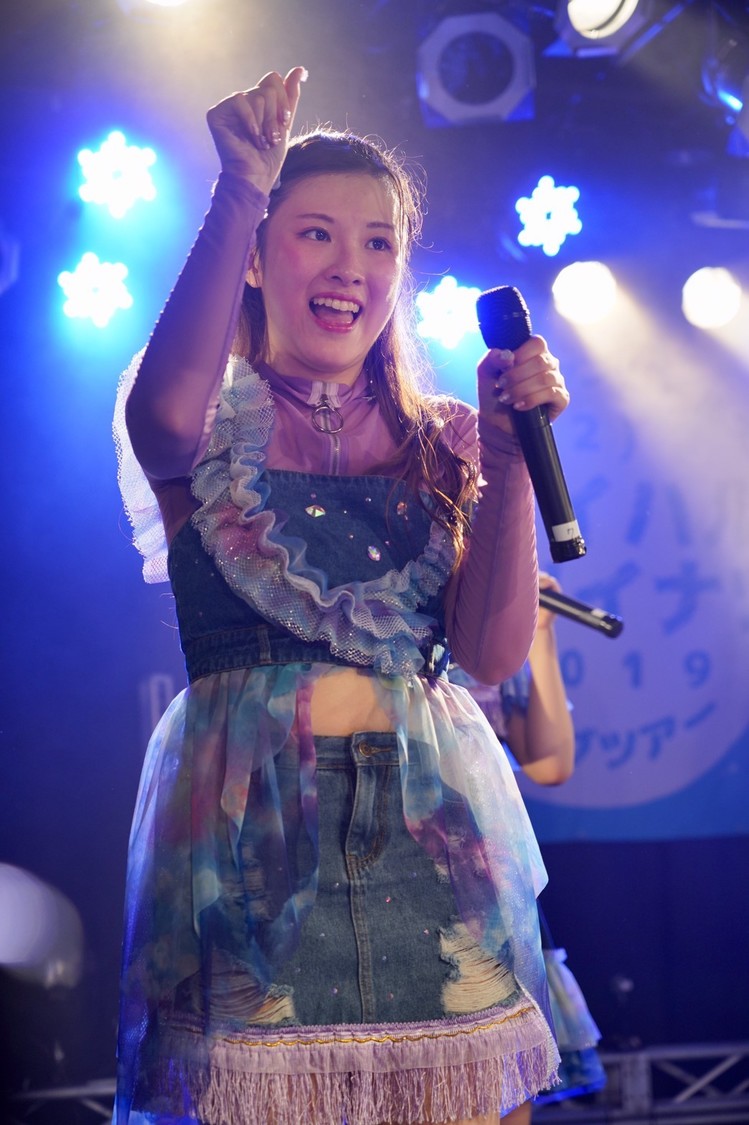 ＜アップアップガールズ(２) ライブツアー2019 アオイハル アツイナツ＞