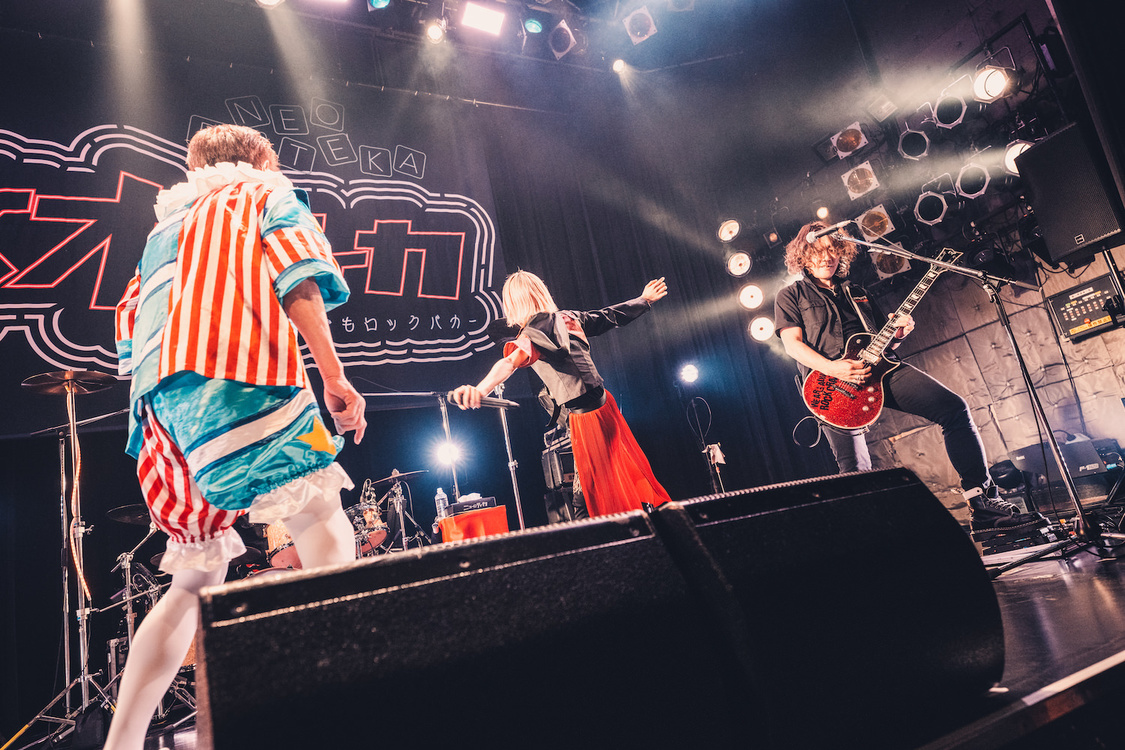 ニューロティカ＆滝沢ひなの（NEO JAPONISM）＜ネオロティカ -ウチらいつでもロックバカ-＞Spotify O-WEST（2023年2月25日）