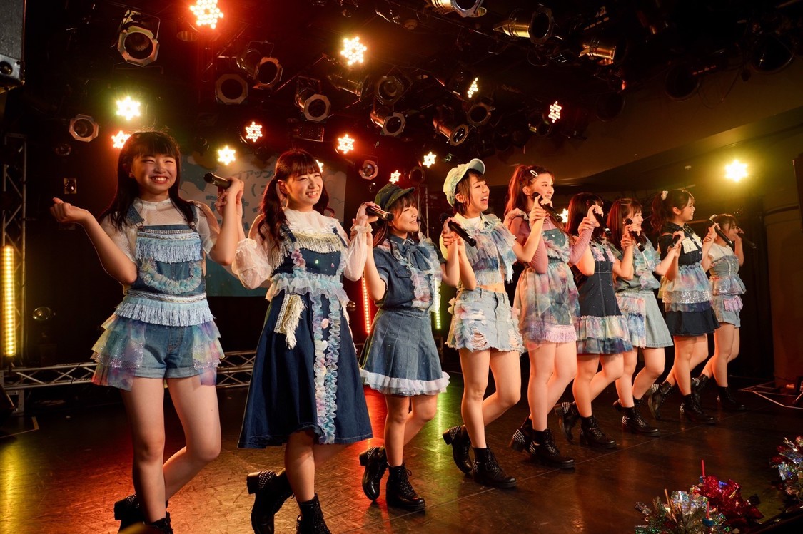 ＜アップアップガールズ(２) ライブツアー2019 アオイハル アツイナツ＞