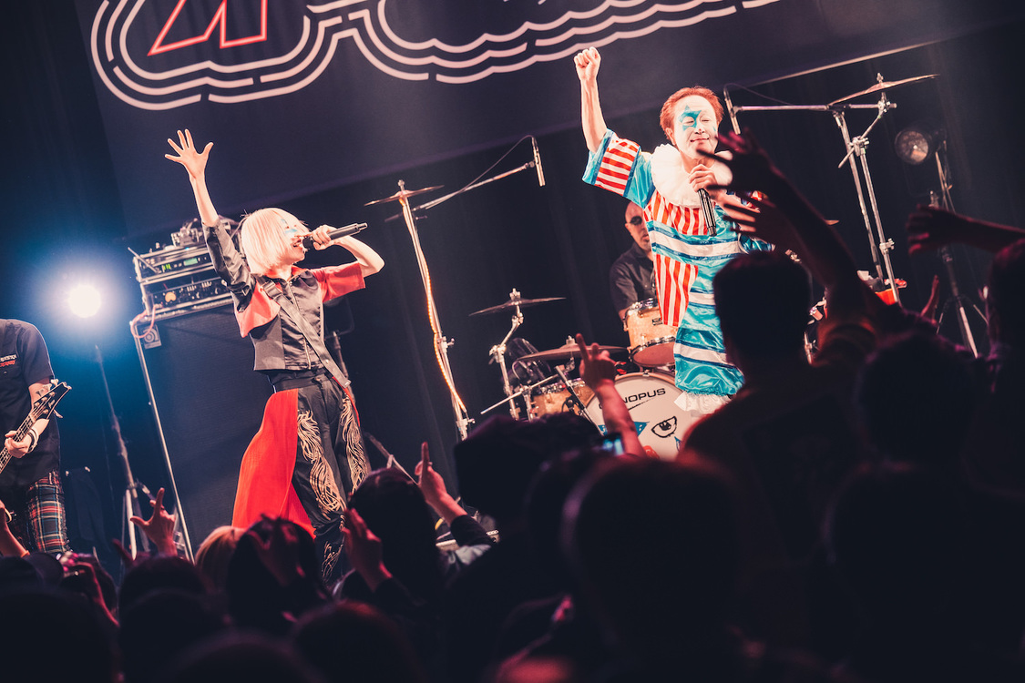 ニューロティカ＆滝沢ひなの（NEO JAPONISM）＜ネオロティカ -ウチらいつでもロックバカ-＞Spotify O-WEST（2023年2月25日）