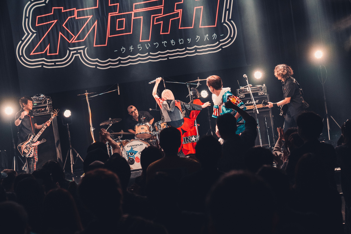 ニューロティカ＆滝沢ひなの（NEO JAPONISM）＜ネオロティカ -ウチらいつでもロックバカ-＞Spotify O-WEST（2023年2月25日）