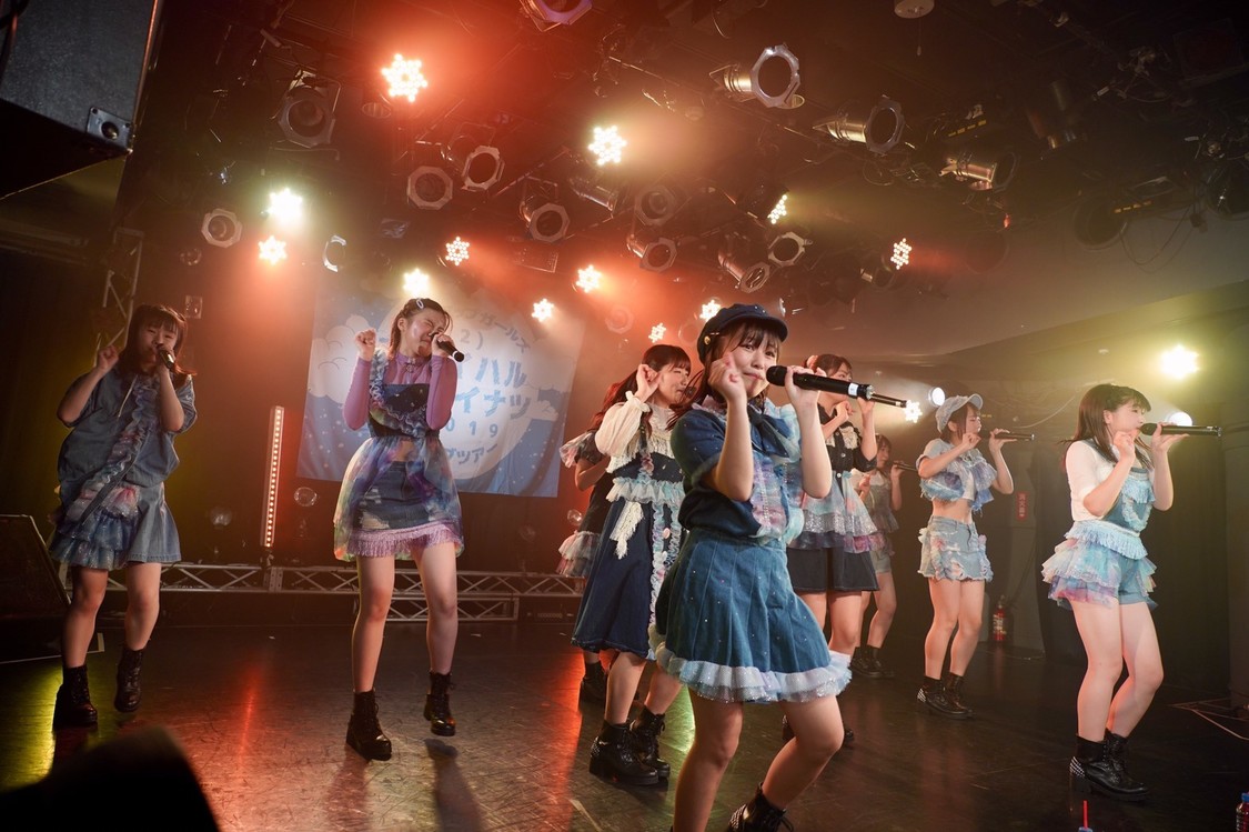 ＜アップアップガールズ(２) ライブツアー2019 アオイハル アツイナツ＞