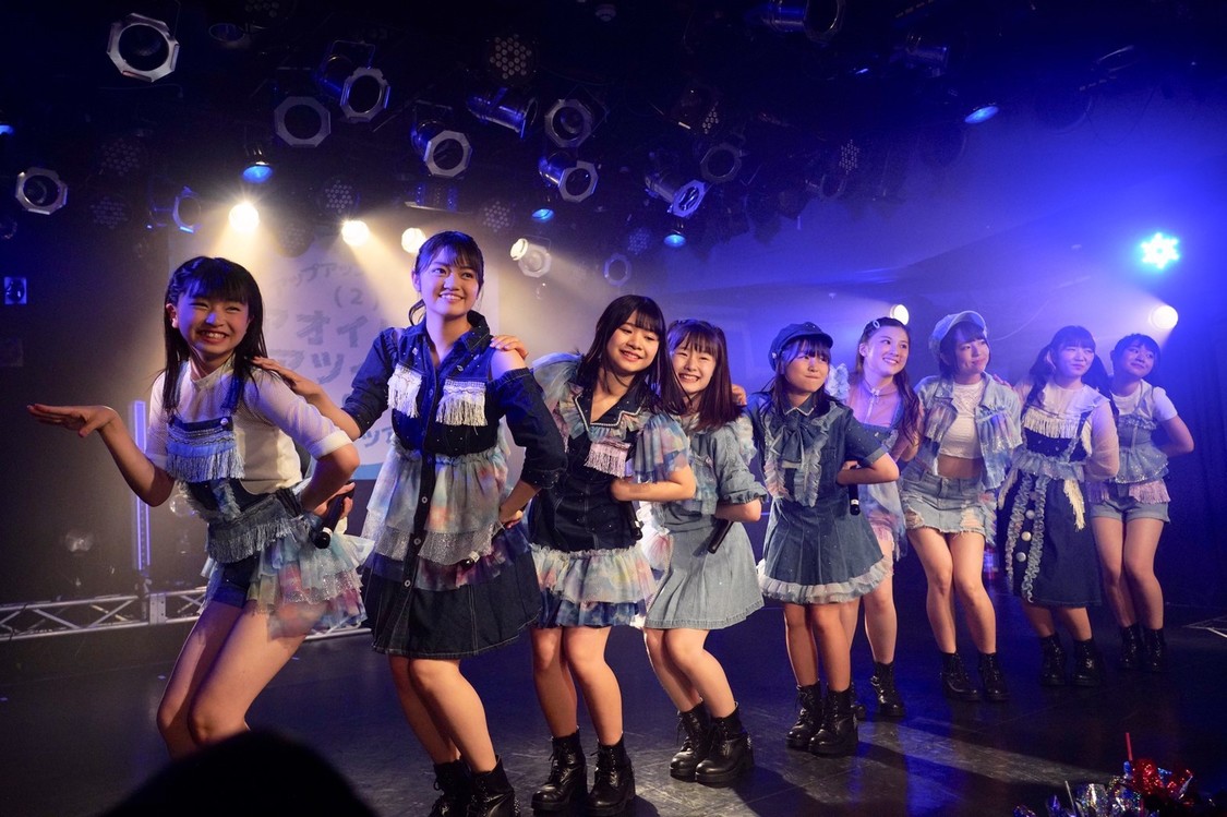 ＜アップアップガールズ(２) ライブツアー2019 アオイハル アツイナツ＞
