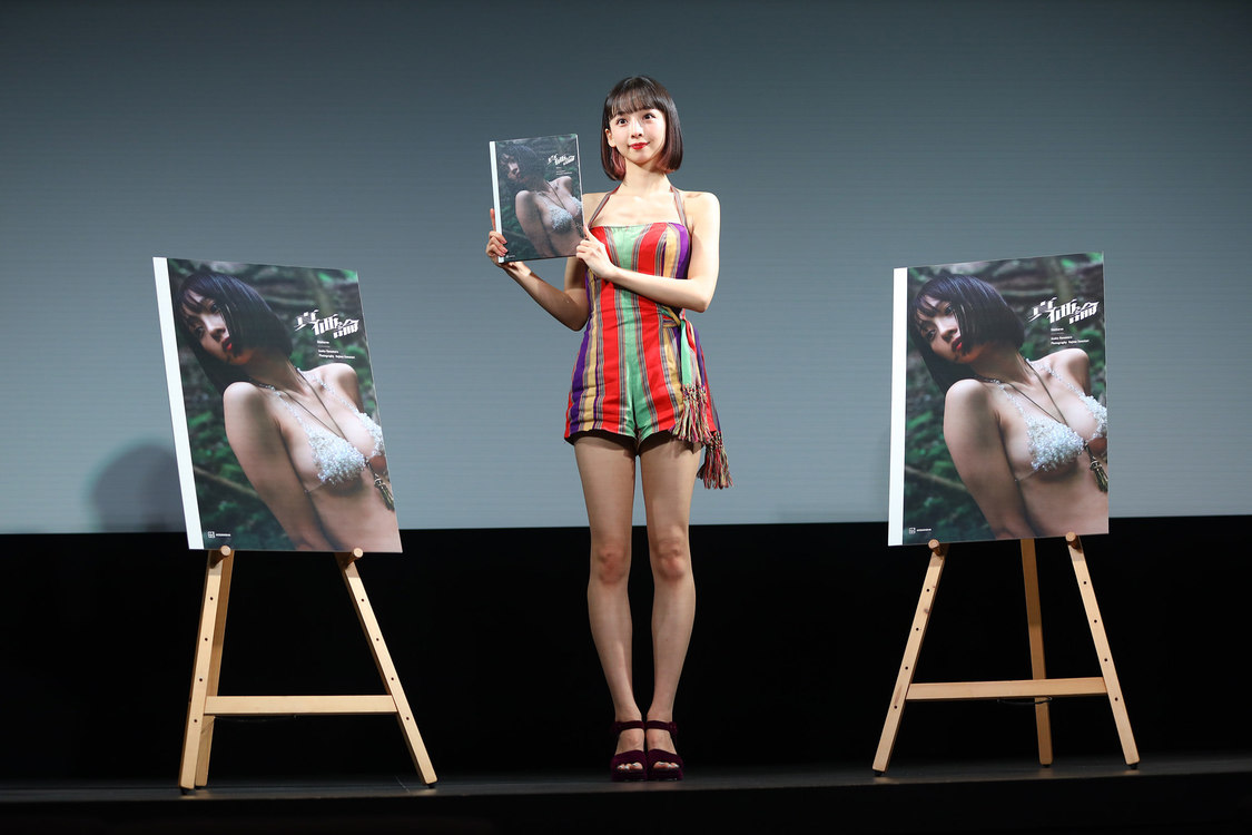 華村あすか＜2nd写真集発売＞会見（2023年3月18日）