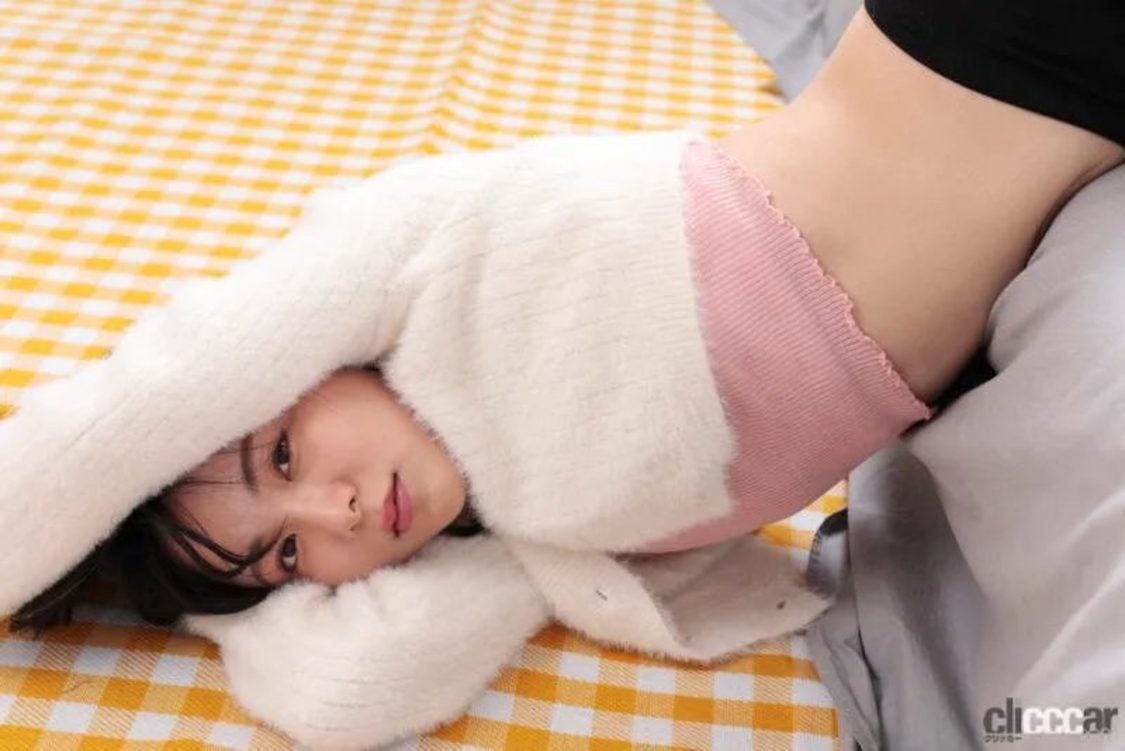 橘舞「注目モデルでドライブデート!?」（撮影：ダン・アオキ）