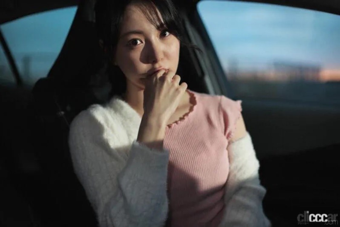 橘舞「注目モデルでドライブデート!?」（撮影：ダン・アオキ）