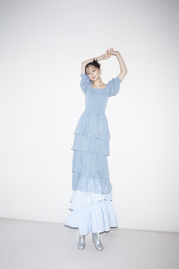 Moe Kamikokuryo × Flower #01 花と上國料萌⾐