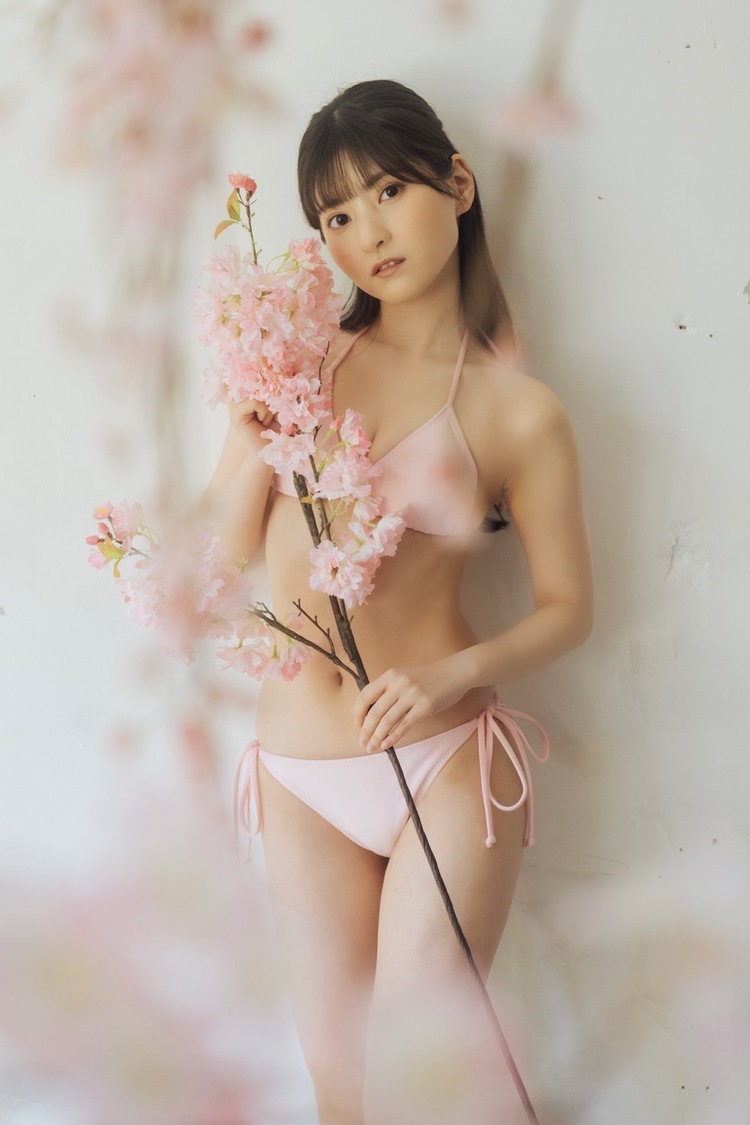 小鳥遊るい（#ババババンビ）アザーカット（『B.L.T.2023年5月号』（東京ニュース通信社刊）撮影：横山マサト）