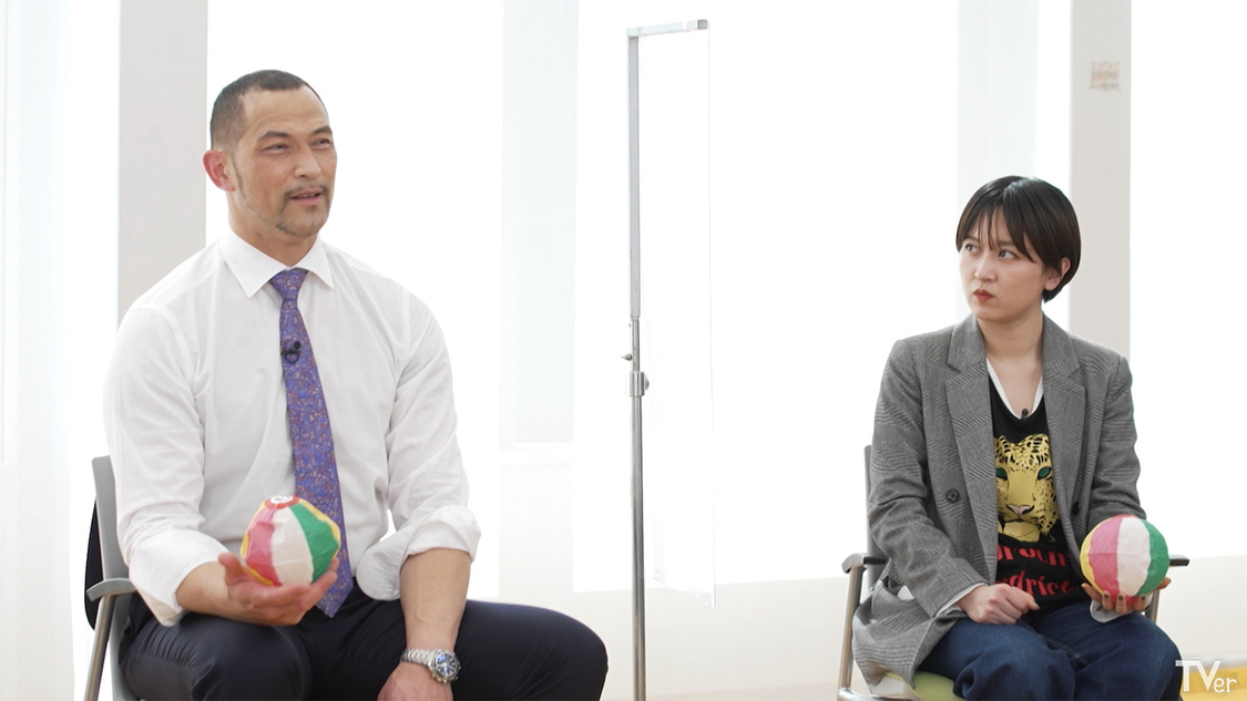 左から室伏広治、サーヤ（ラランド）