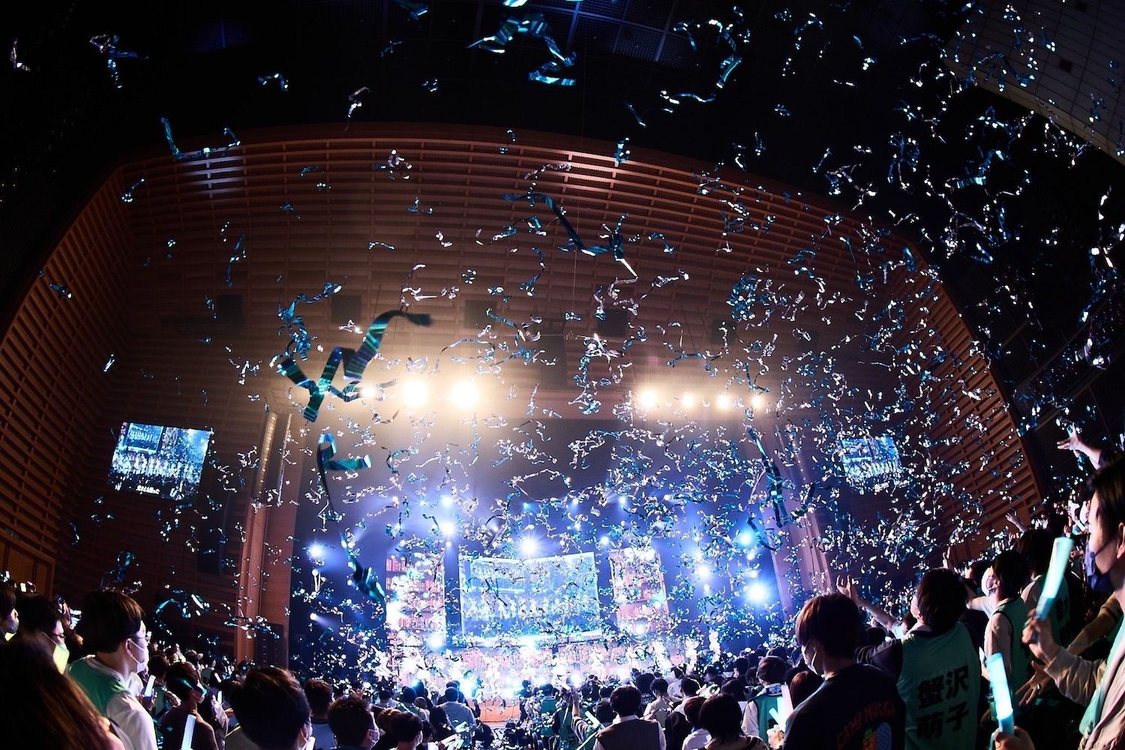 ＜≠ME 4th ANNIVERSARY PREMIUM CONCERT＞東京国際フォーラム ホールA（2023年3月31日／©YOANI/KING RECORDS）