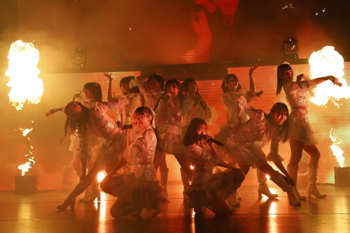 ＜≠ME 4th ANNIVERSARY PREMIUM CONCERT＞東京国際フォーラム ホールA（2023年3月31日／©YOANI/KING RECORDS）