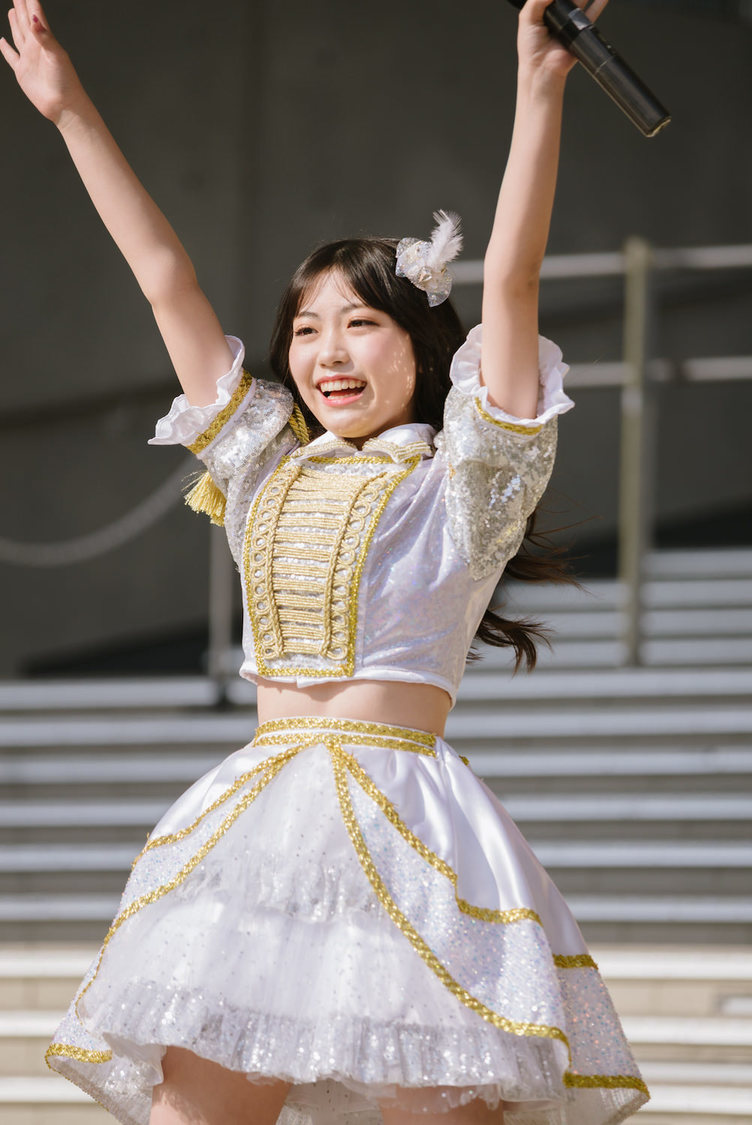 華山あかり＜ニューシングル「FANTASTIC WORLD」発売記念ミニライブ＞ダイバーシティ東京プラザ フェスティバル広場（2023年4月1日）