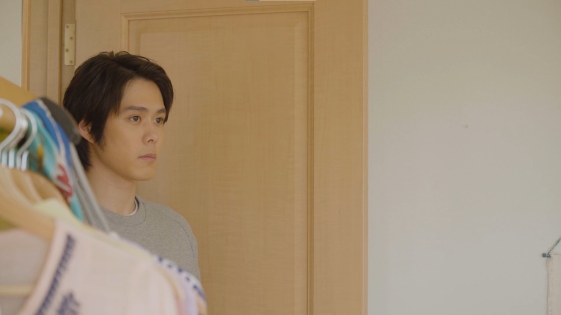  『チョコラBBブランド』新CM「キレイはじける」より