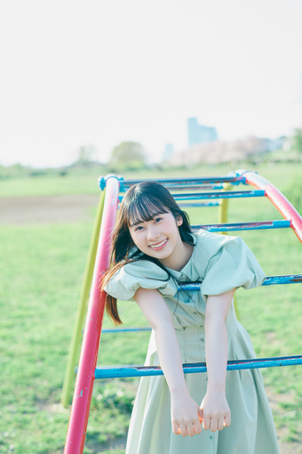 🍭 日向坂46、「四期生のぽかぽか写真館」石塚瑶季グラビア