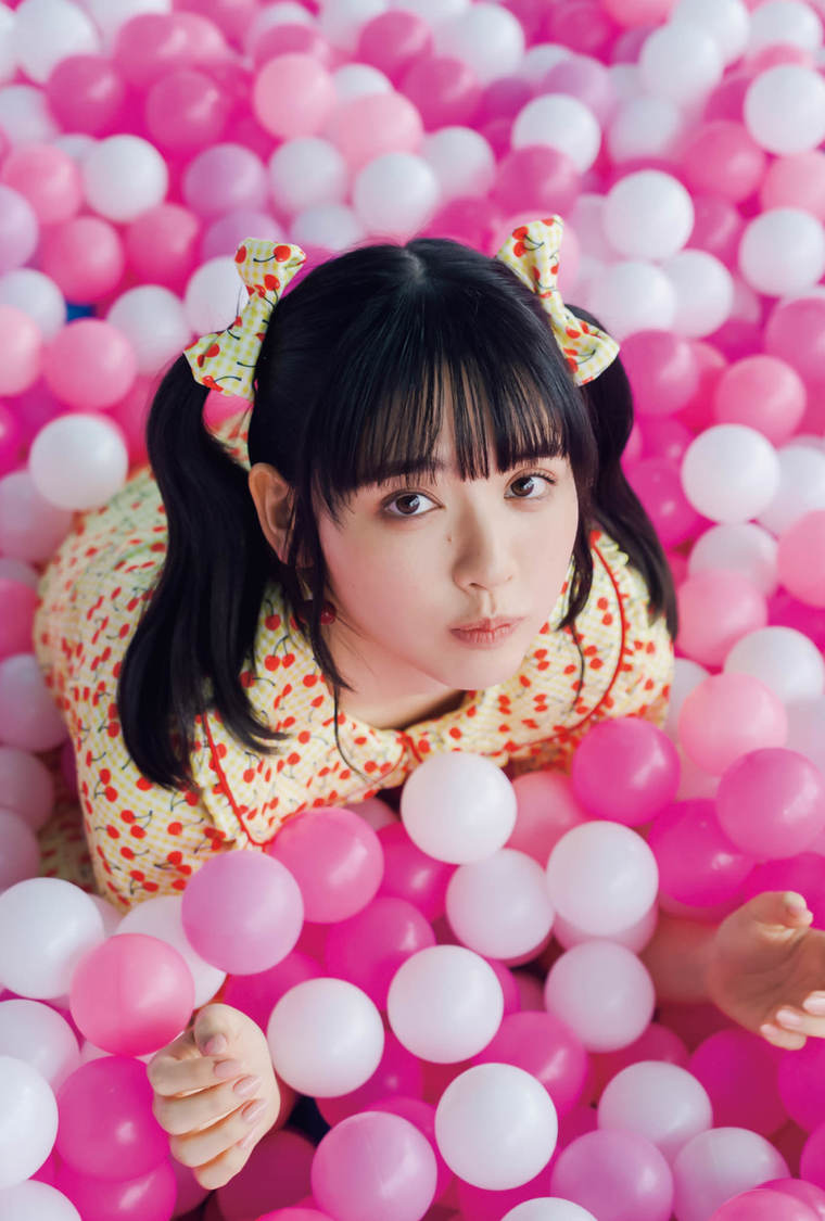 『FRUITS ZIPPER PERFECTBOOK ふるっぱーのほん vol.1』セブンネットショッピング購入者特典ポストカード：鎮西寿々歌（FRUITS ZIPPER）