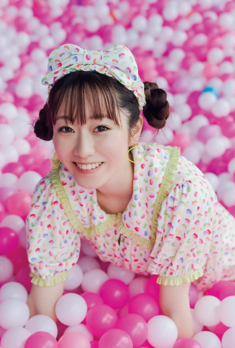 『FRUITS ZIPPER PERFECTBOOK ふるっぱーのほん vol.1』セブンネットショッピング購入者特典ポストカード：真中まな（FRUITS ZIPPER）