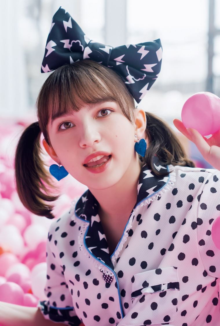 『FRUITS ZIPPER PERFECTBOOK ふるっぱーのほん vol.1』セブンネットショッピング購入者特典ポストカード：早瀬ノエル（FRUITS ZIPPER）