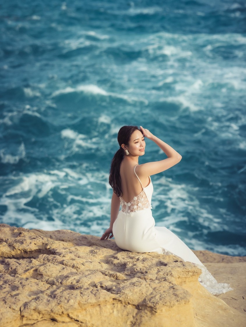 横田真悠『ゼクシィ海外ウエディング 2023 Summer & Autumn』アザーカット