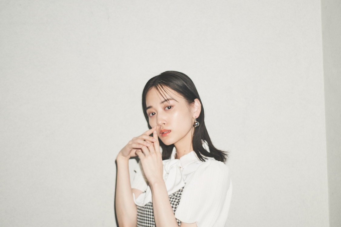 『RESEXXY』SUMMERビジュアル　山下美月（乃木坂46）