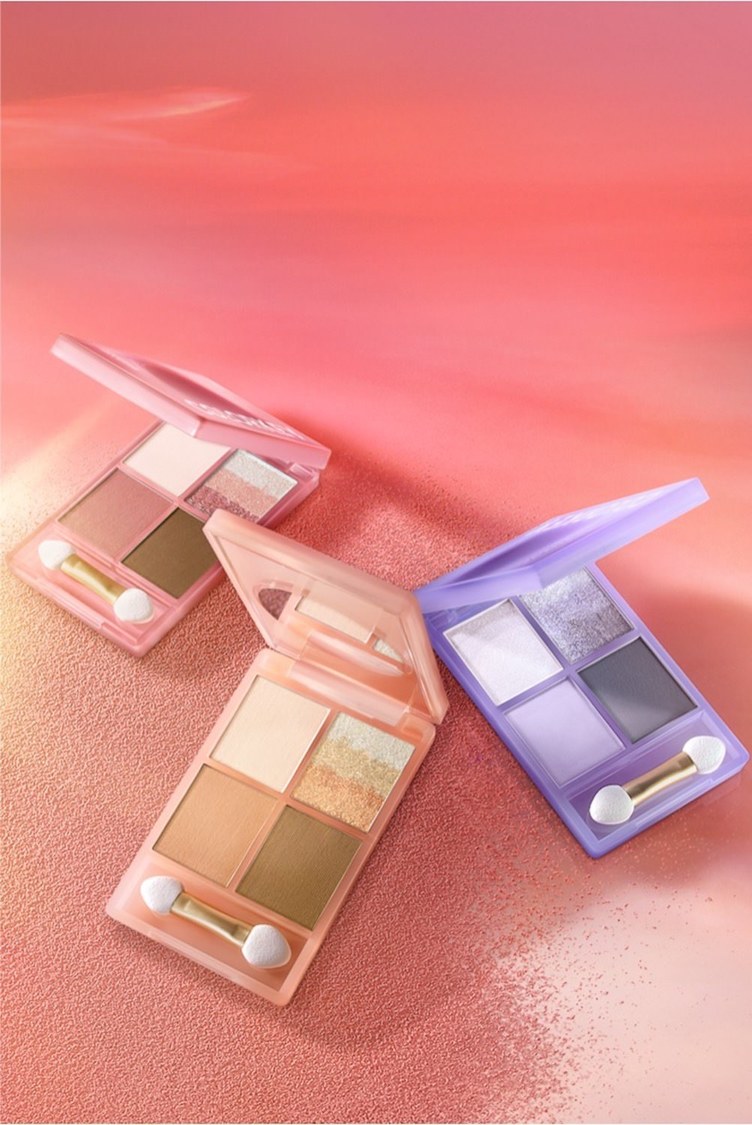 四色アイシャドウパレット