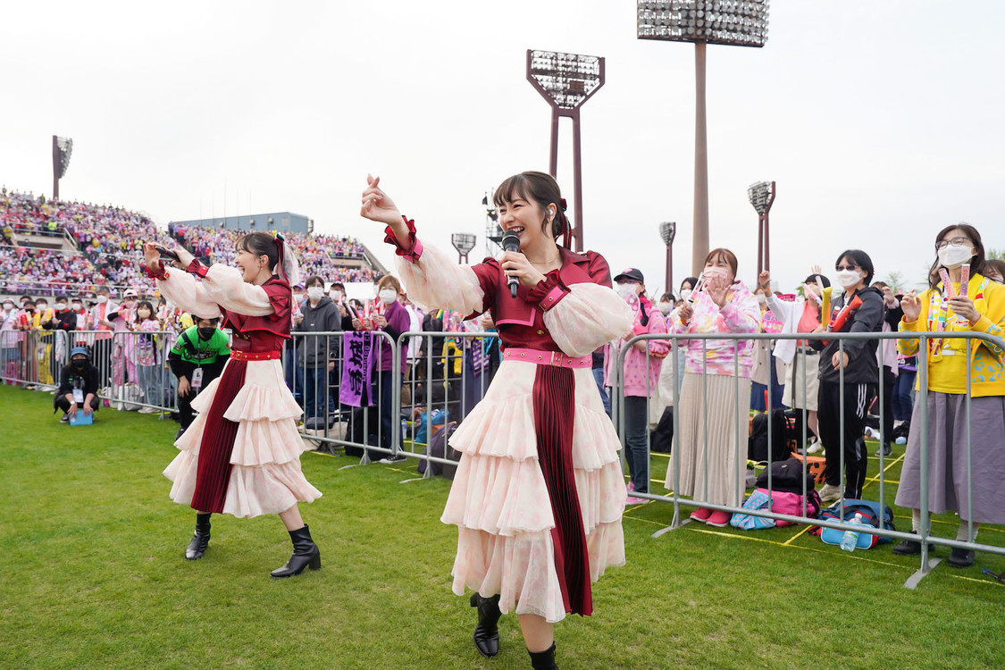 ももいろクローバーZ＜ももクロ春の一大事2023 in 福山市 〜笑顔のチカラ つなげるオモイ〜＞福山通運ローズスタジアム（2023年4月23日／©︎上飯坂一 ©︎小境勝巳）